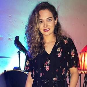 Meet your Posher, Anahita